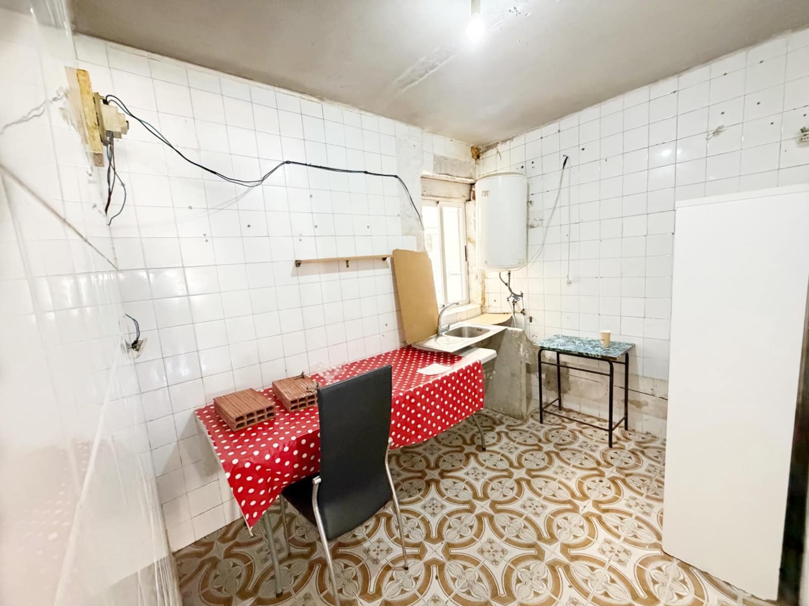 Apartamento de 3 habitaciones en Alicante / Alacant ciudad en venta - 60.000 € (Ref: 10004218)