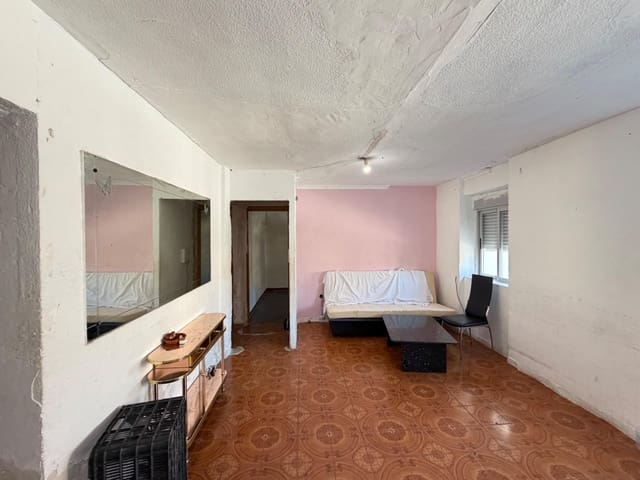 Apartamento de 3 habitaciones en Juan XXIII, Alicante / Alacant ciudad en venta - 60.000 € (Ref: 10004218)