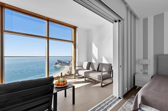 2 bedroom Apartment for sale in Playa Poniente, Benidorm with pool garage - € 680,000 (Ref: 10004221)