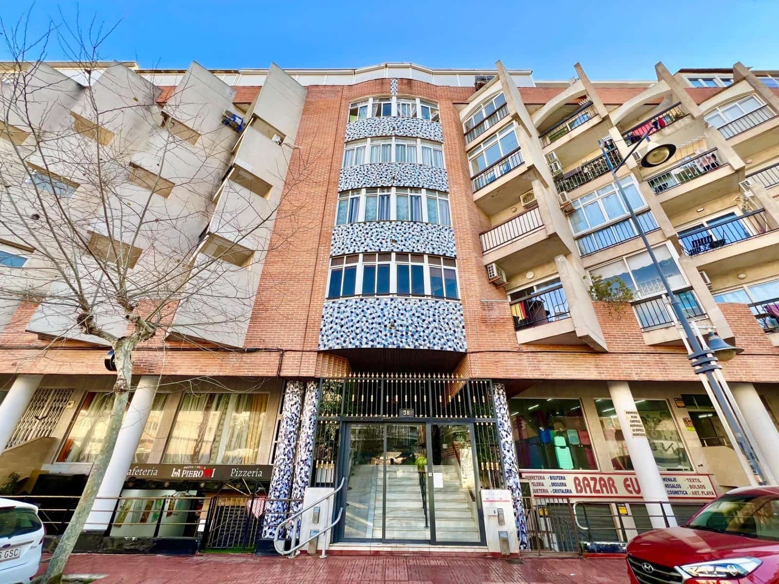 Studio na sprzedaż w Torrevieja z basenem - 92 000 € (Ref: 10004222)