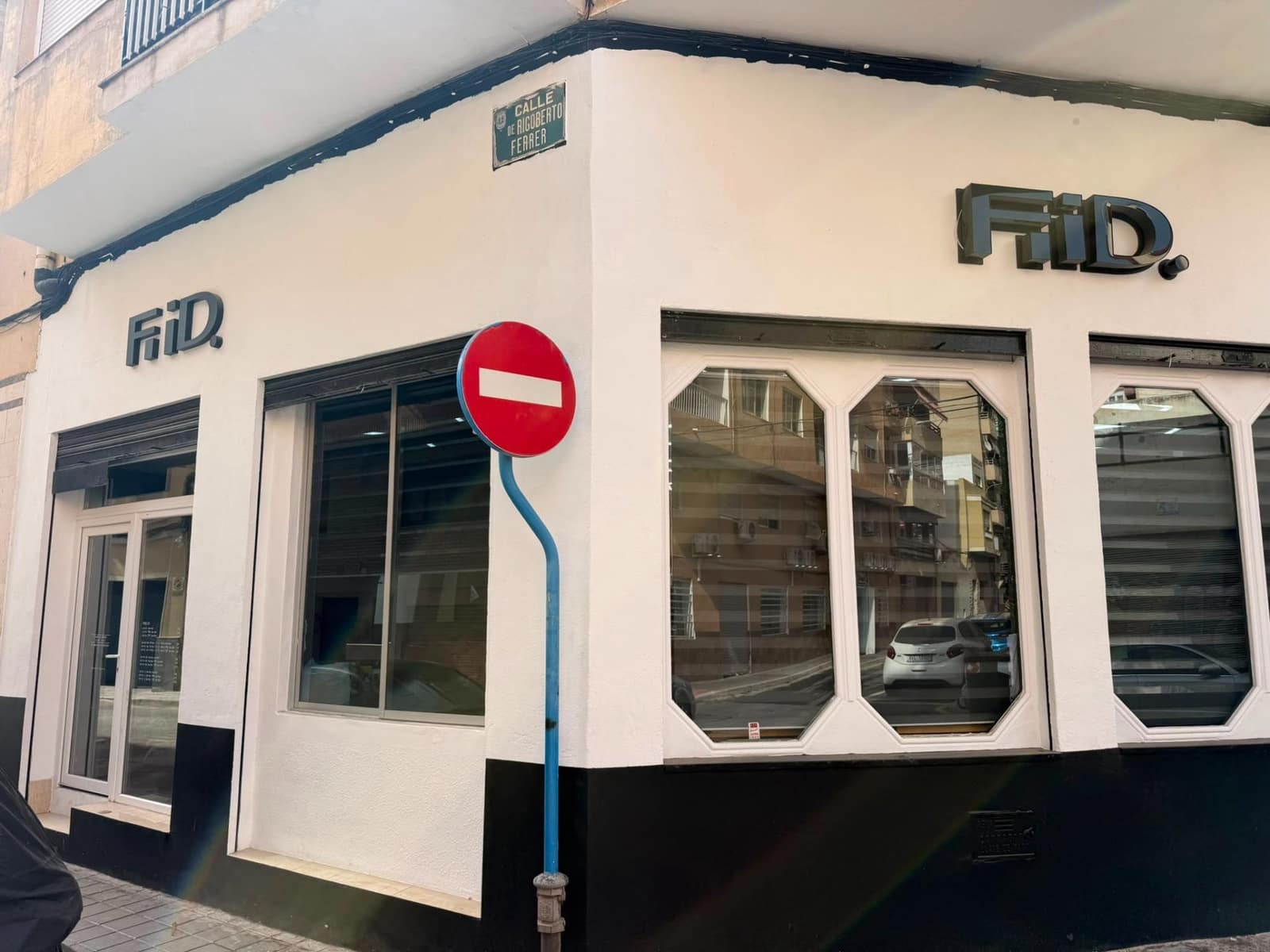 3 Zimmer Gewerbe zu verkaufen in Alicante / Alacant Stadt - 26.000 € (Ref: 10009127)