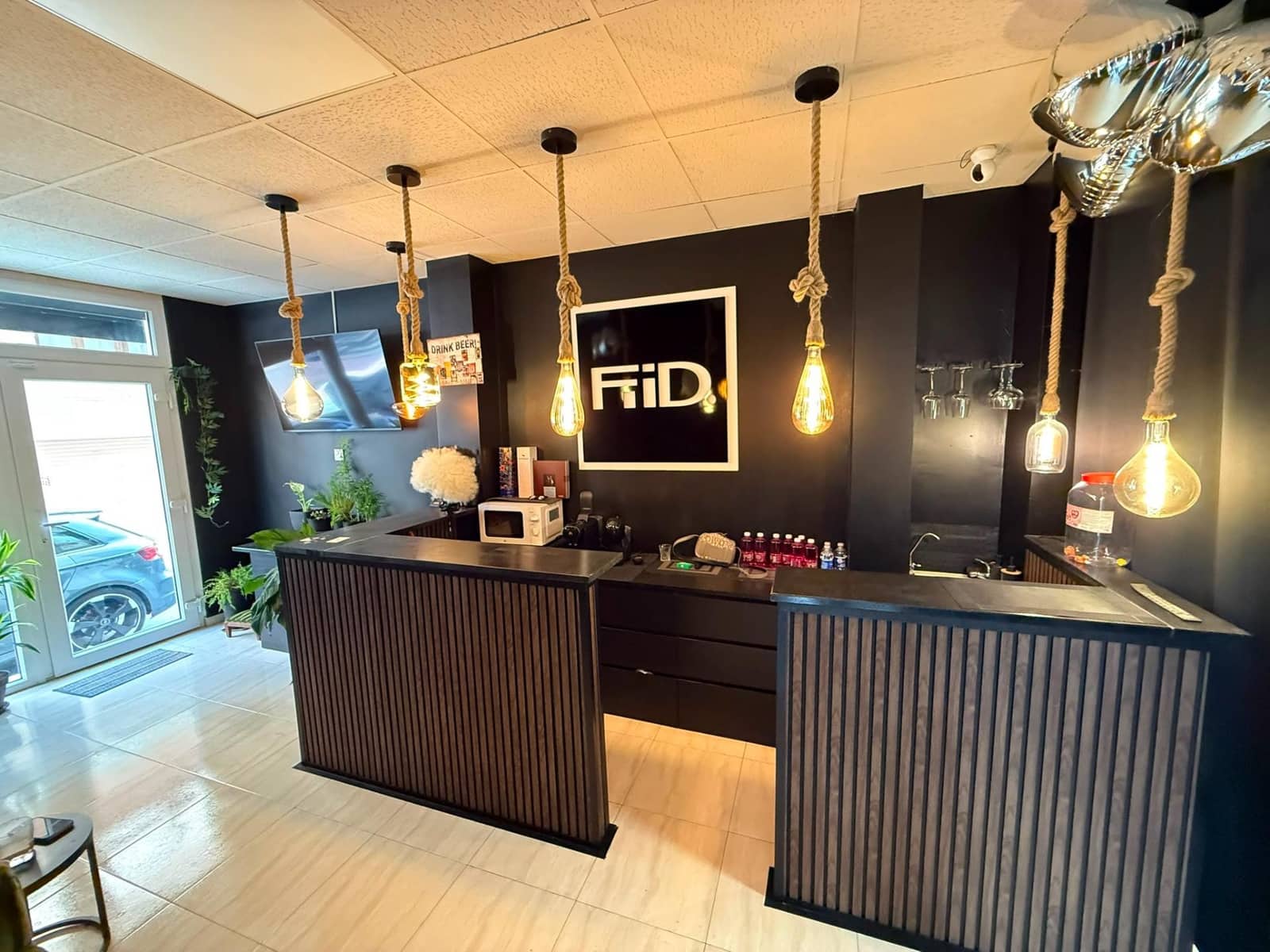 3 Zimmer Gewerbe zu verkaufen in Alicante / Alacant Stadt - 26.000 € (Ref: 10009127)