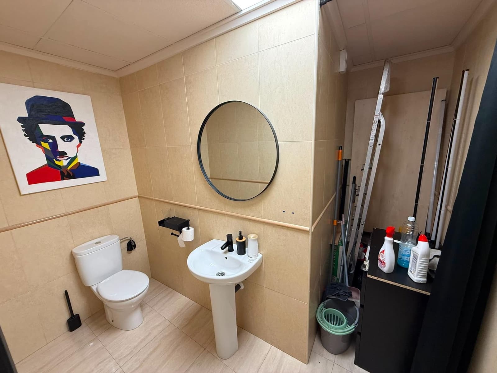 3 Zimmer Gewerbe zu verkaufen in Alicante / Alacant Stadt - 26.000 € (Ref: 10009127)