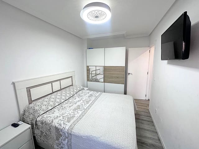 3 soveværelse Rækkehus til salg i Guardamar del Segura med swimmingpool - € 186.000 (Ref: 10009129)