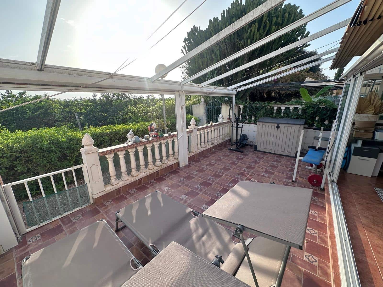 3 soveværelse Rækkehus til salg i Guardamar del Segura med swimmingpool - € 186.000 (Ref: 10009129)