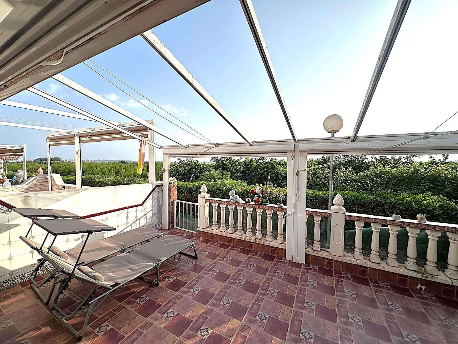 3 soveværelse Rækkehus til salg i Guardamar del Segura med swimmingpool - € 186.000 (Ref: 10009129)