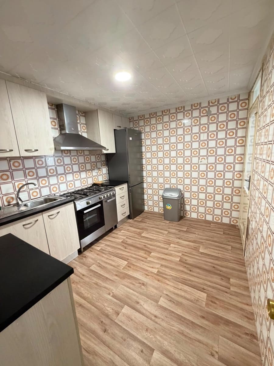3 slaapkamer Appartement te koop in Torrevieja - € 183.900 (Ref: 10009130)