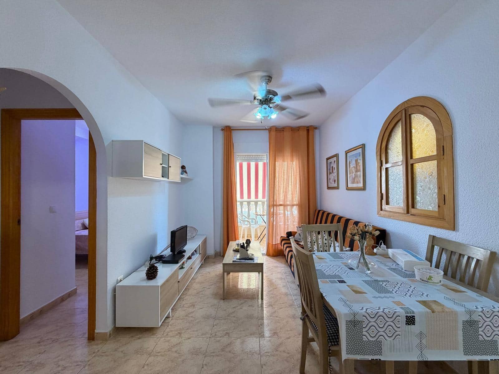 2 soveværelse Lejlighed til salg i Torrevieja - € 129.900 (Ref: 10011494)