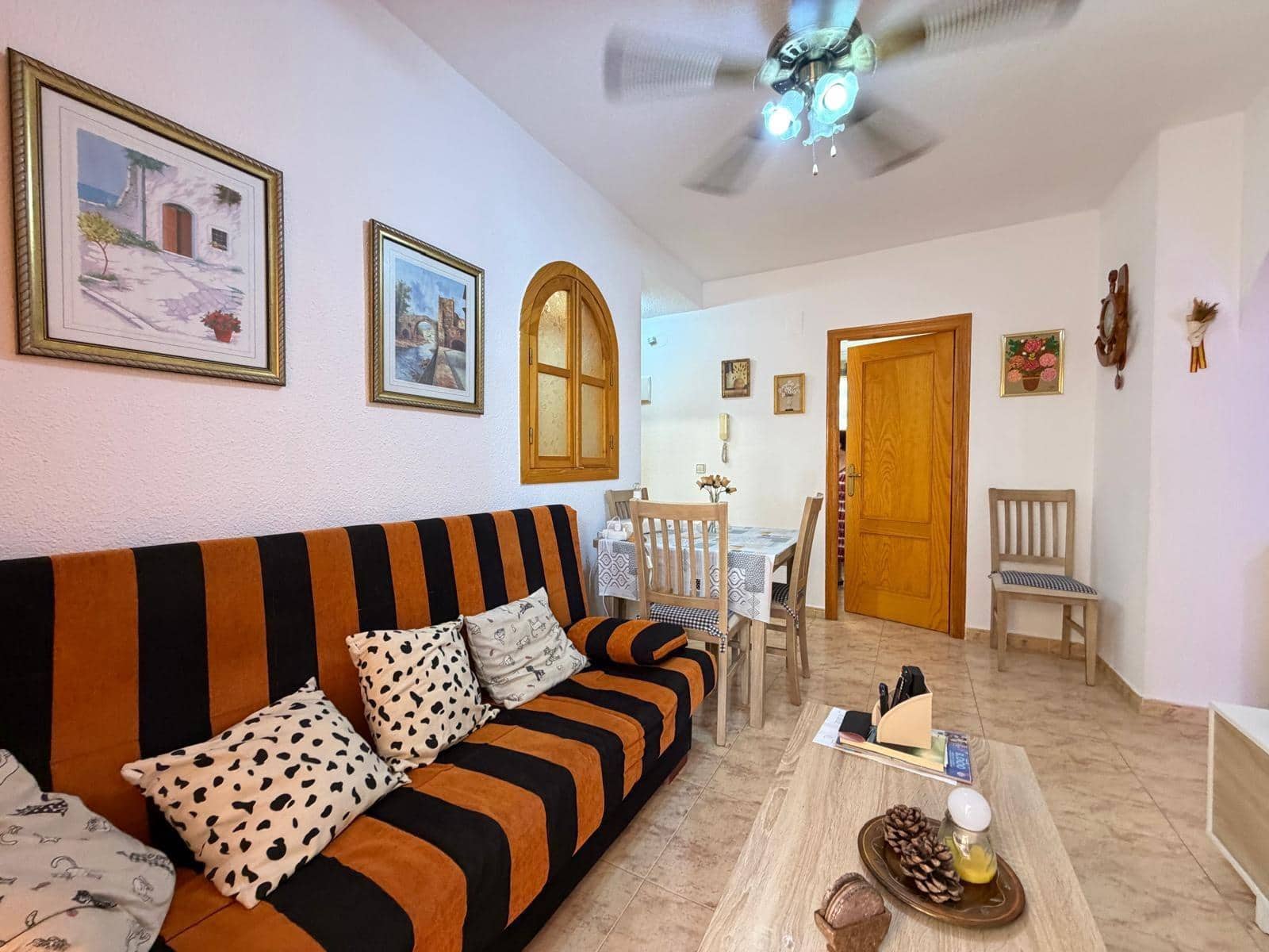 2 soveværelse Lejlighed til salg i Torrevieja - € 129.900 (Ref: 10011494)