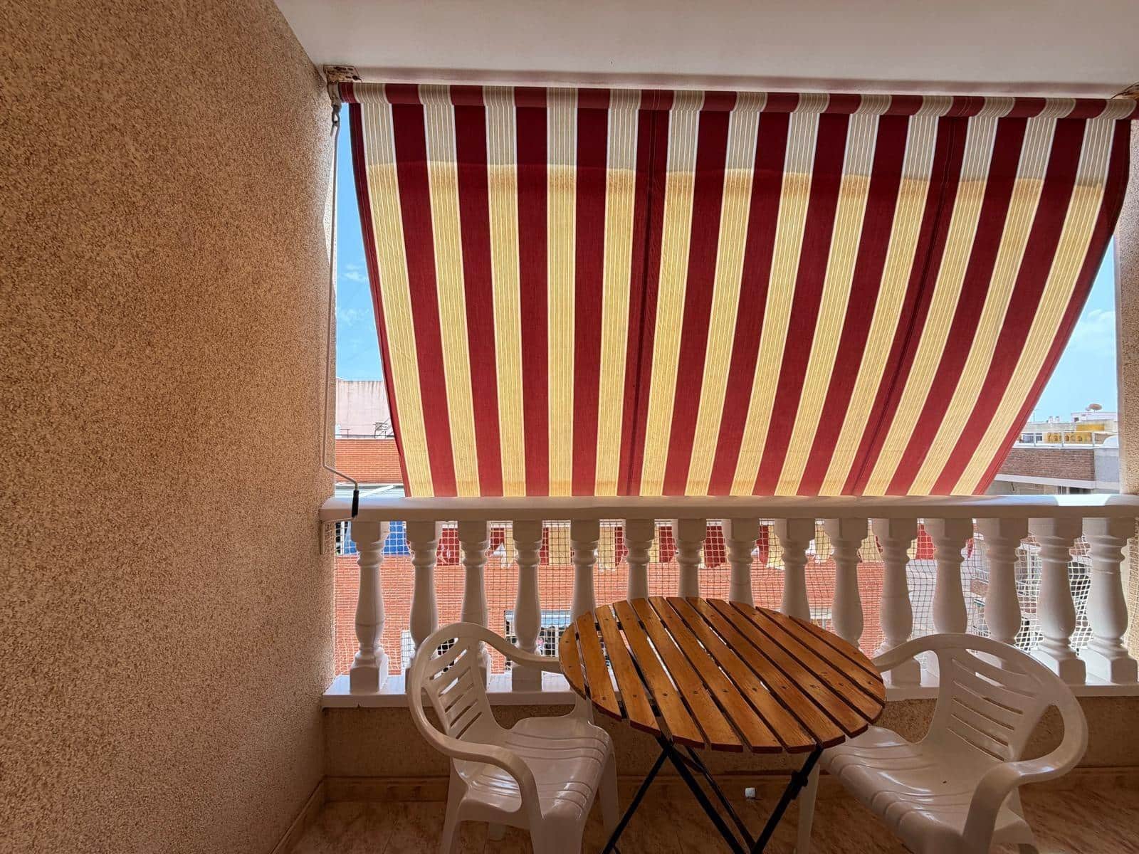 2 soveværelse Lejlighed til salg i Torrevieja - € 129.900 (Ref: 10011494)