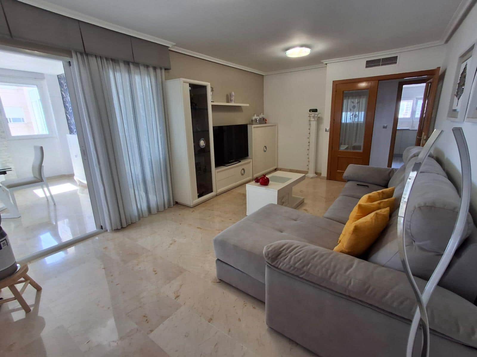 3 sypialnia Mieszkanie na sprzedaż w Benidorm z basenem garażem - 719 000 € (Ref: 10013376)