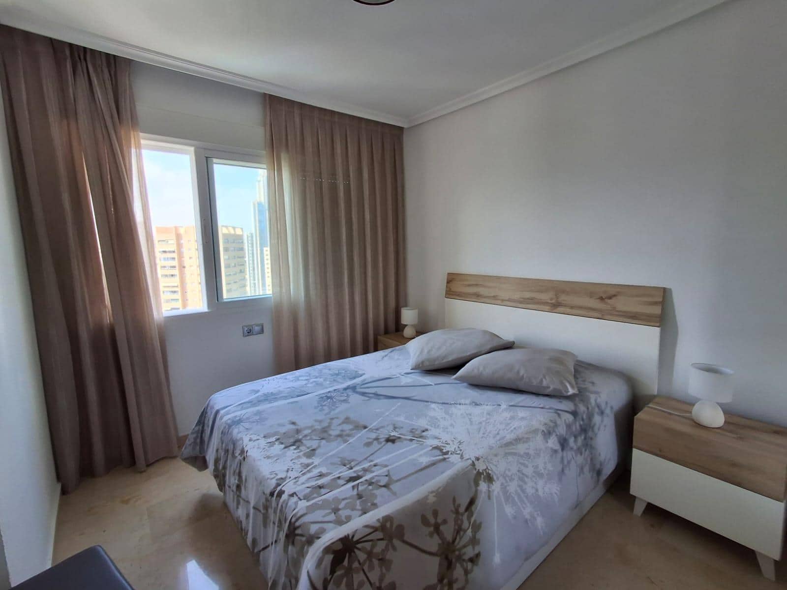 3 sypialnia Mieszkanie na sprzedaż w Benidorm z basenem garażem - 719 000 € (Ref: 10013376)