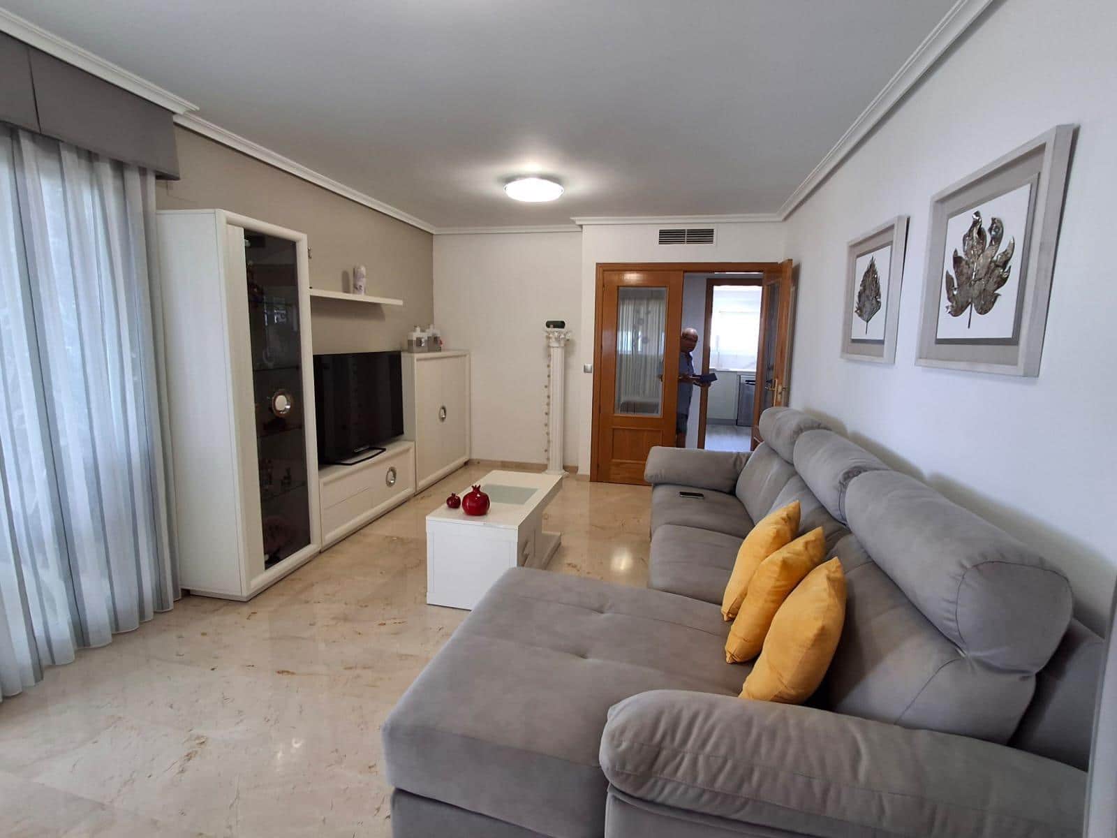 3 sypialnia Mieszkanie na sprzedaż w Benidorm z basenem garażem - 719 000 € (Ref: 10013376)