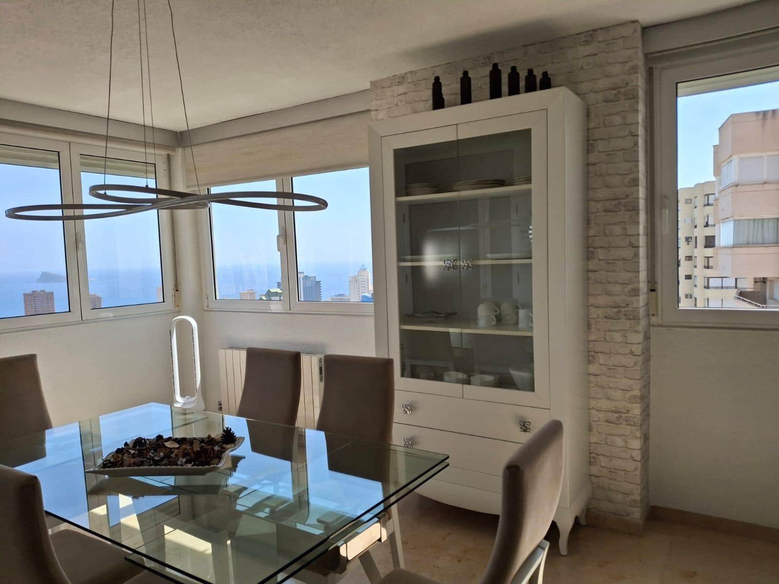 3 sypialnia Mieszkanie na sprzedaż w Benidorm z basenem garażem - 719 000 € (Ref: 10013376)