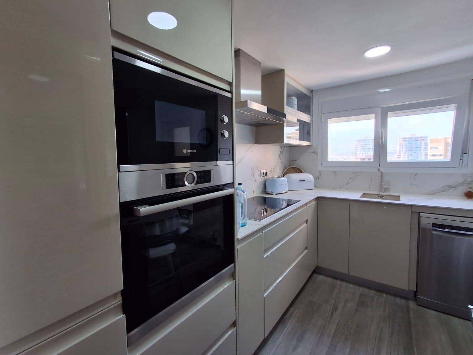 3 sypialnia Mieszkanie na sprzedaż w Benidorm z basenem garażem - 719 000 € (Ref: 10013376)