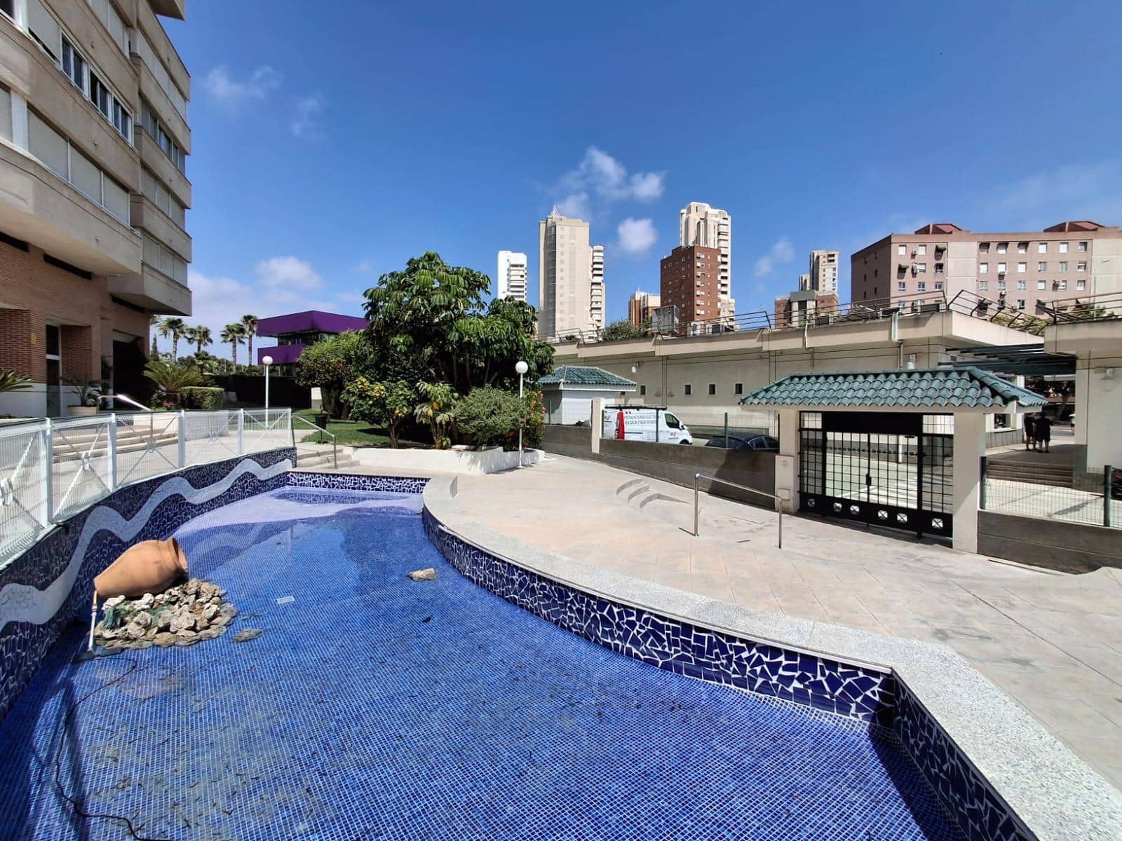 3 sypialnia Mieszkanie na sprzedaż w Benidorm z basenem garażem - 719 000 € (Ref: 10013376)
