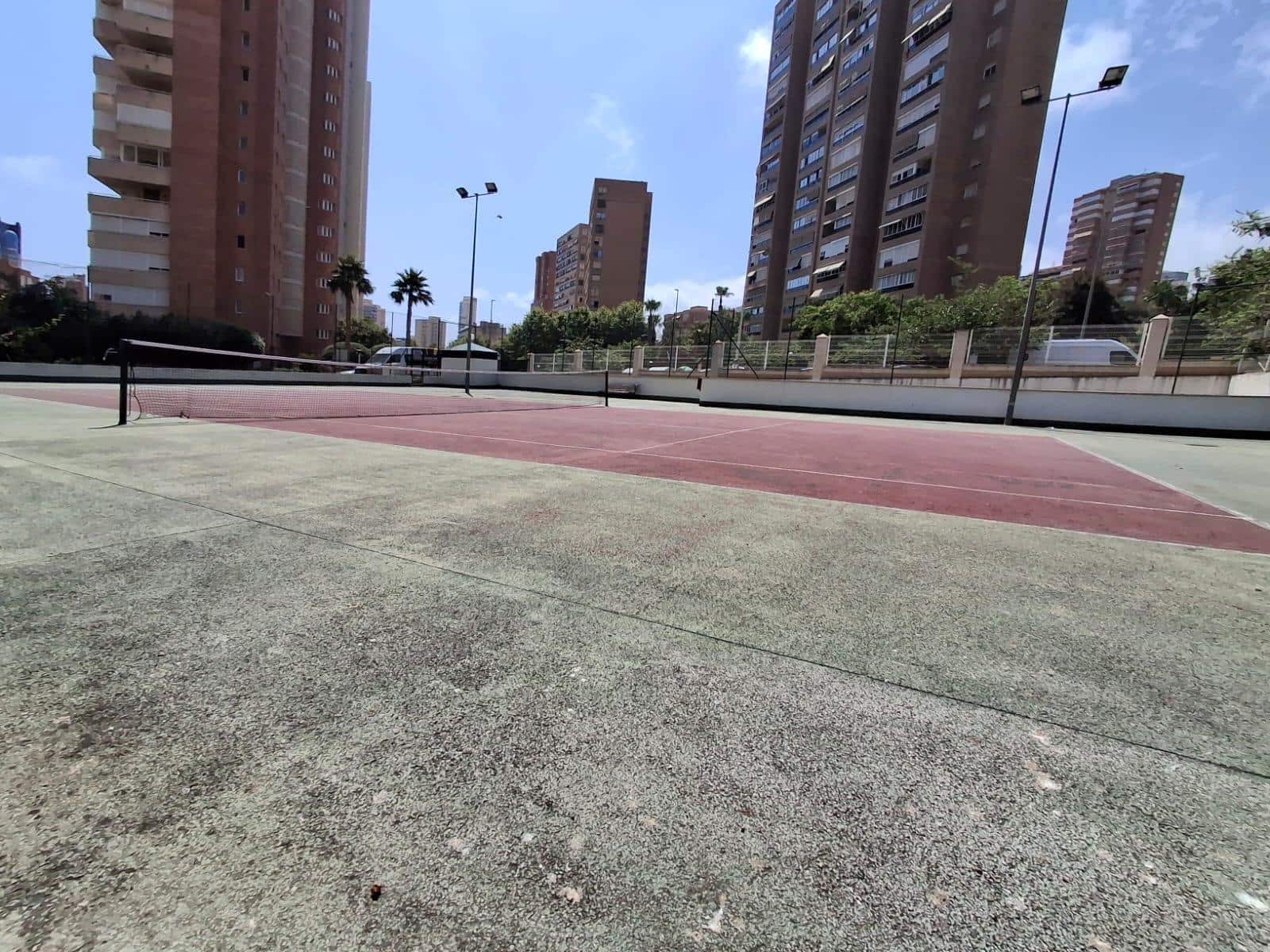 3 sypialnia Mieszkanie na sprzedaż w Benidorm z basenem garażem - 719 000 € (Ref: 10013376)