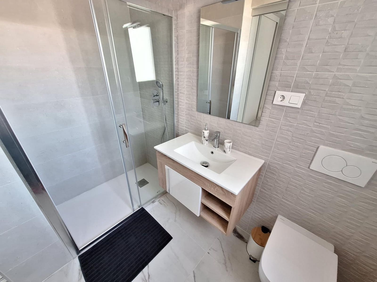 2 bedroom Apartment for sale in Orihuela Costa with pool garage - € 369,900 (Ref: 10013379)