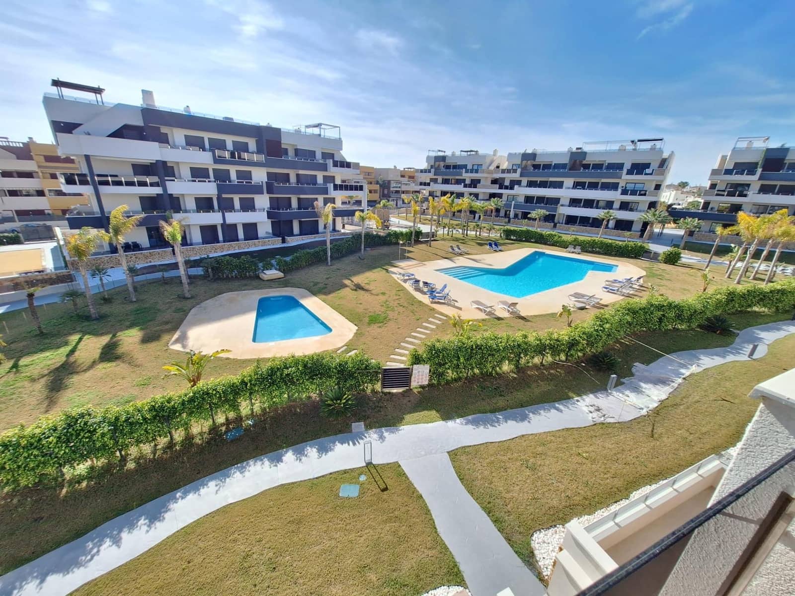 2 bedroom Apartment for sale in Orihuela Costa with pool garage - € 369,900 (Ref: 10013379)