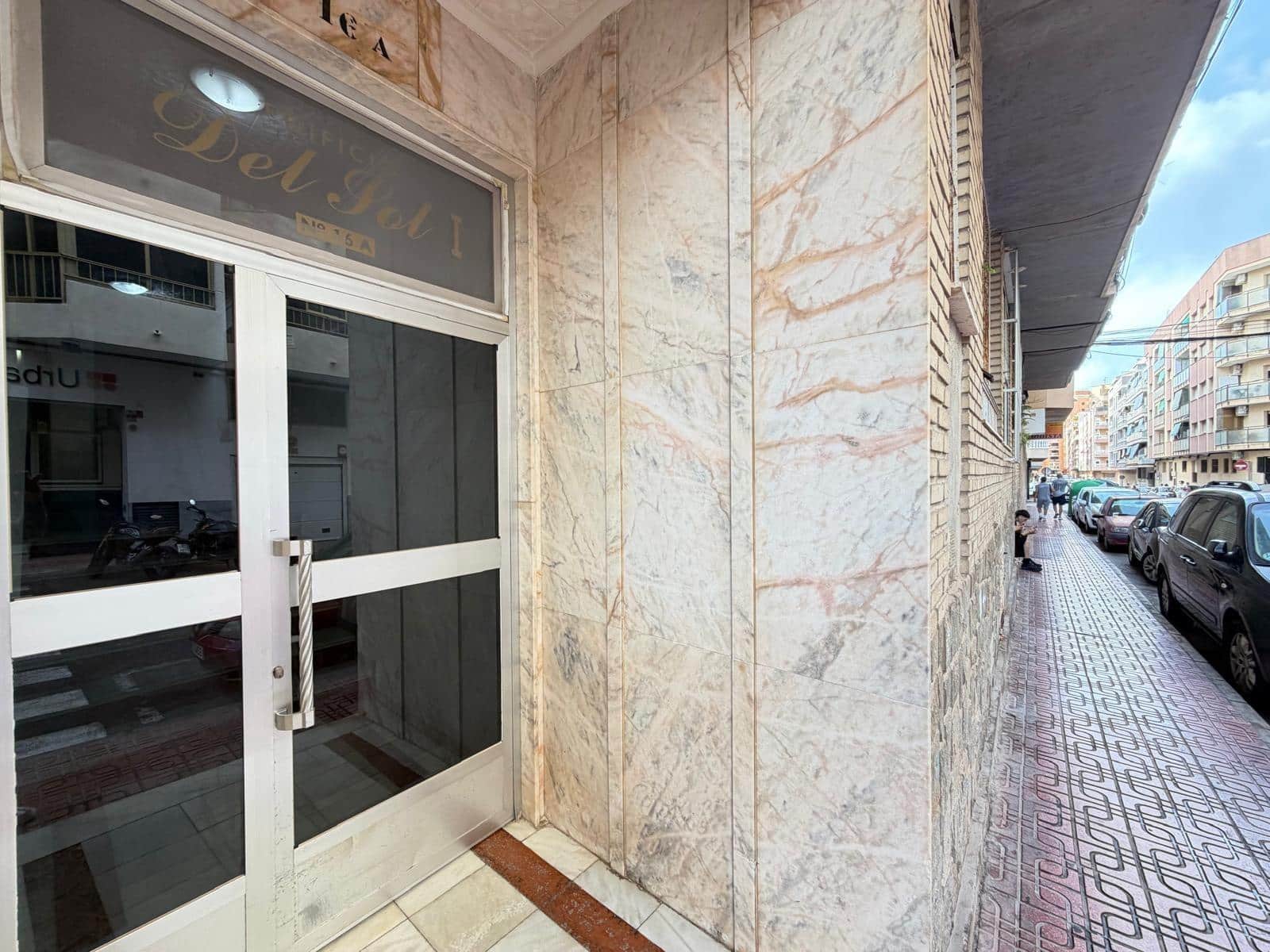 2 soverom Leilighet til salgs i Torrevieja - € 168 000 (Ref: 10013380)