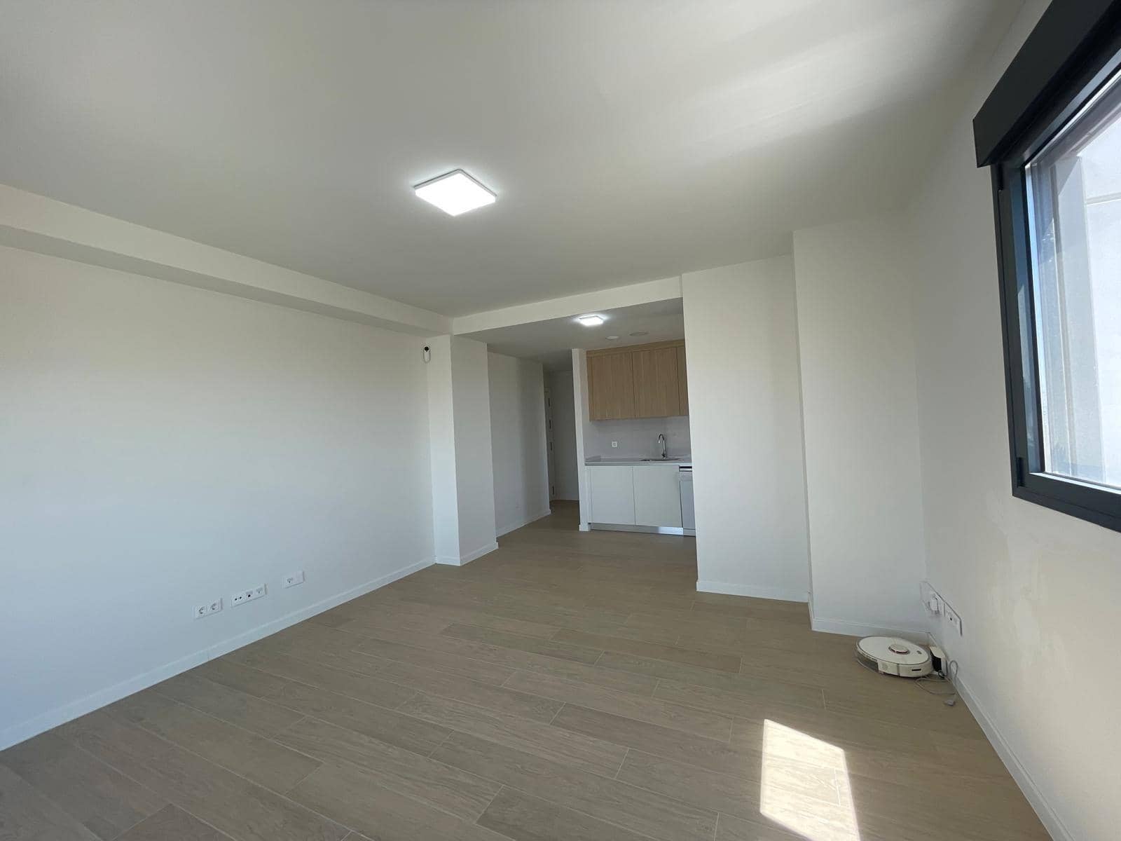 Appartement de 3 chambres à louer à Madrid ville avec piscine garage - 1 795 € (Ref: 10014177)
