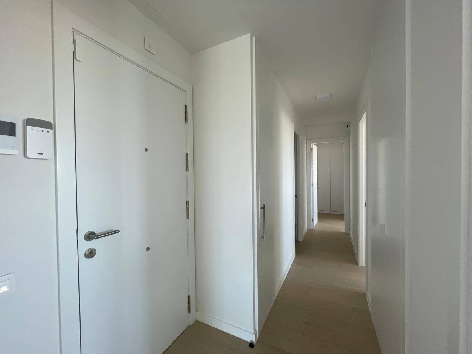Appartement de 3 chambres à louer à Madrid ville avec piscine garage - 1 795 € (Ref: 10014177)