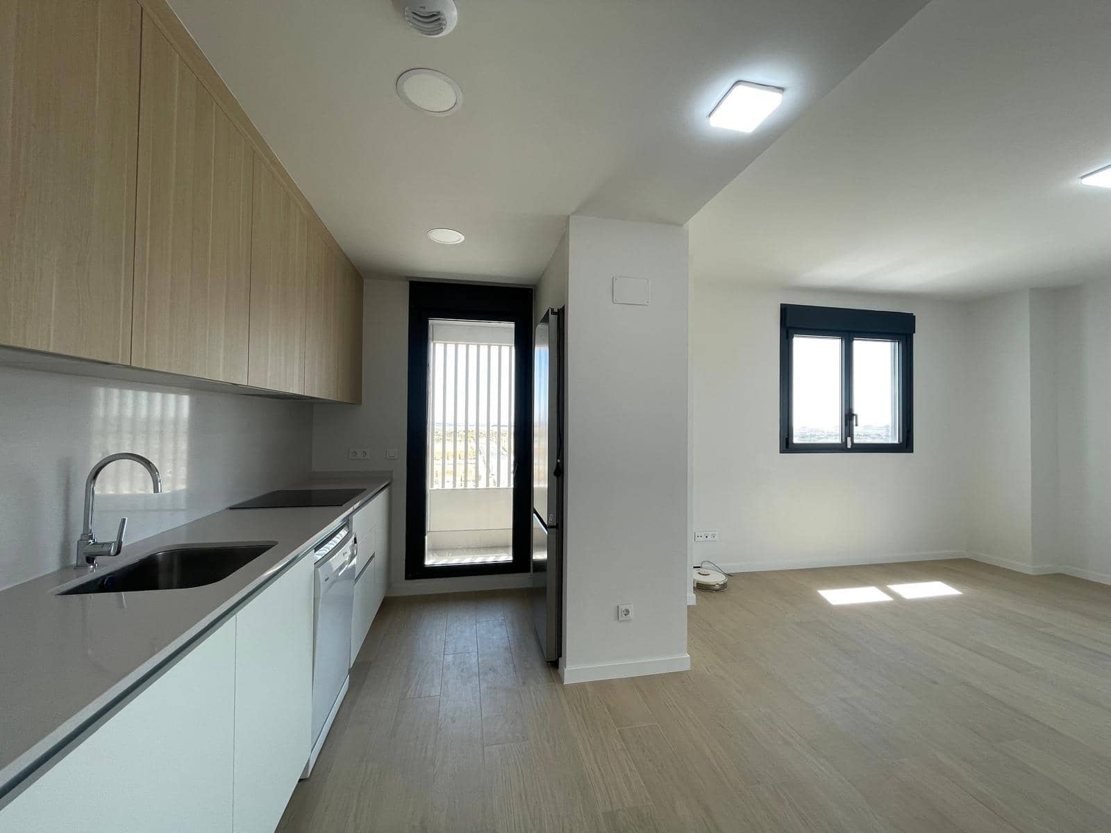 Appartement de 3 chambres à louer à Madrid ville avec piscine garage - 1 795 € (Ref: 10014177)