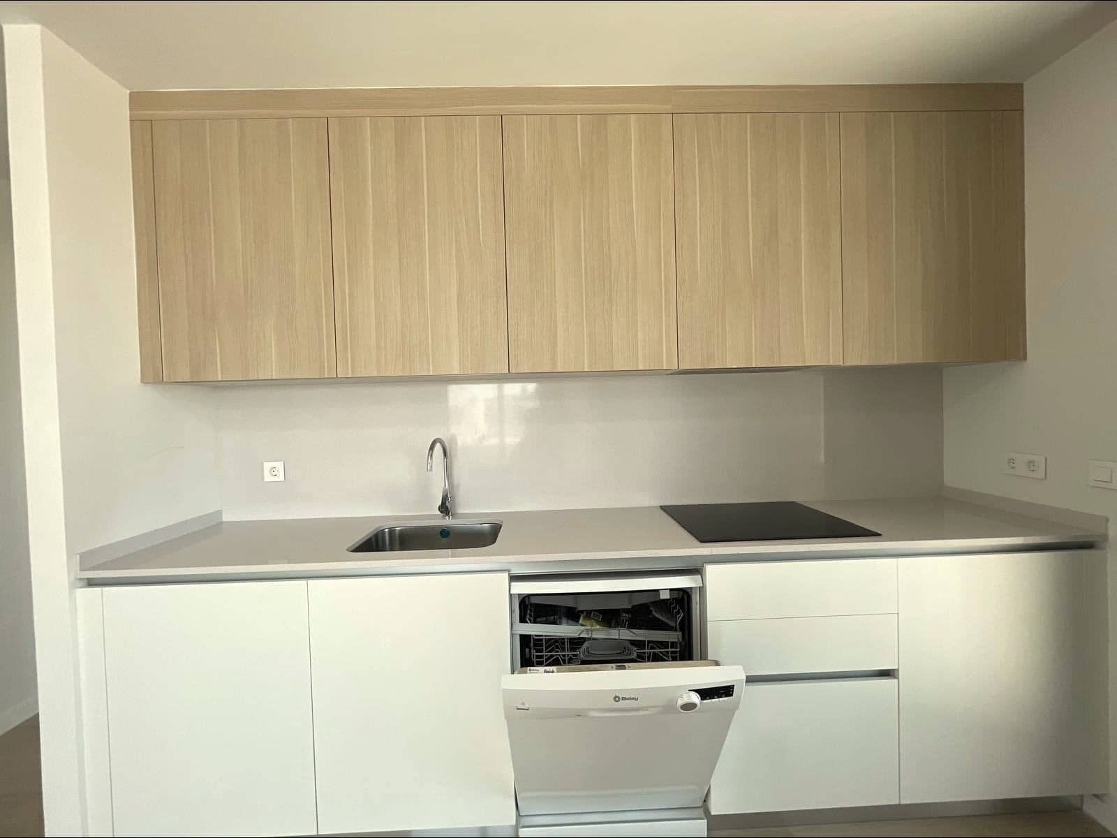 Appartement de 3 chambres à louer à Madrid ville avec piscine garage - 1 795 € (Ref: 10014177)