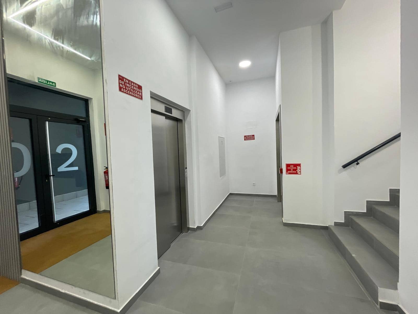 Appartement de 3 chambres à louer à Madrid ville avec piscine garage - 1 795 € (Ref: 10014177)