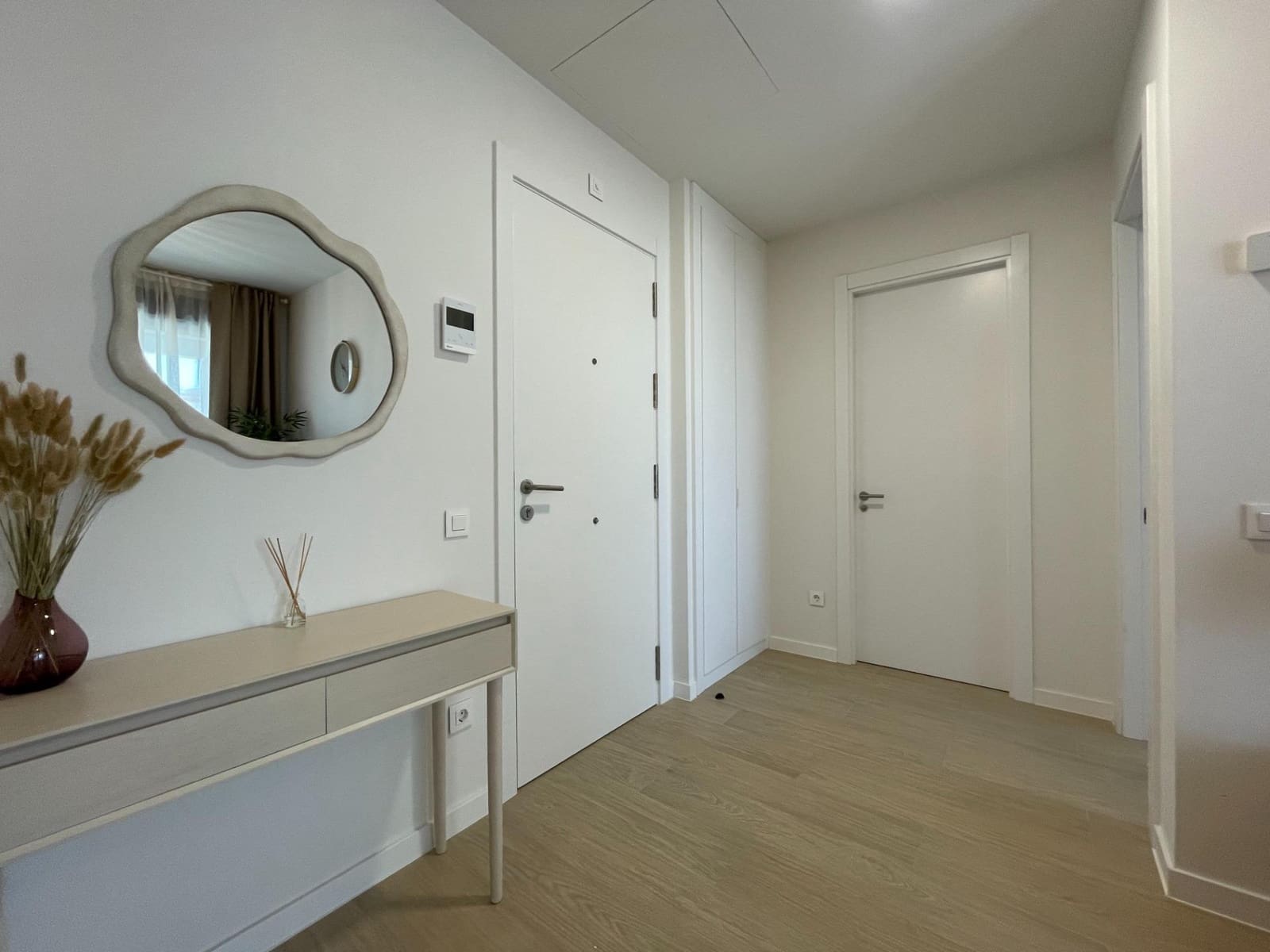 Appartement de 1 chambre à louer à Madrid ville avec piscine garage - 1 500 € (Ref: 10014184)