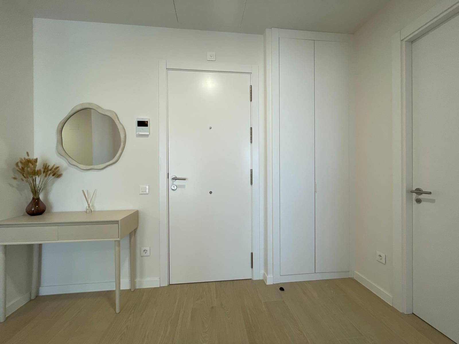Appartement de 1 chambre à louer à Madrid ville avec piscine garage - 1 500 € (Ref: 10014184)