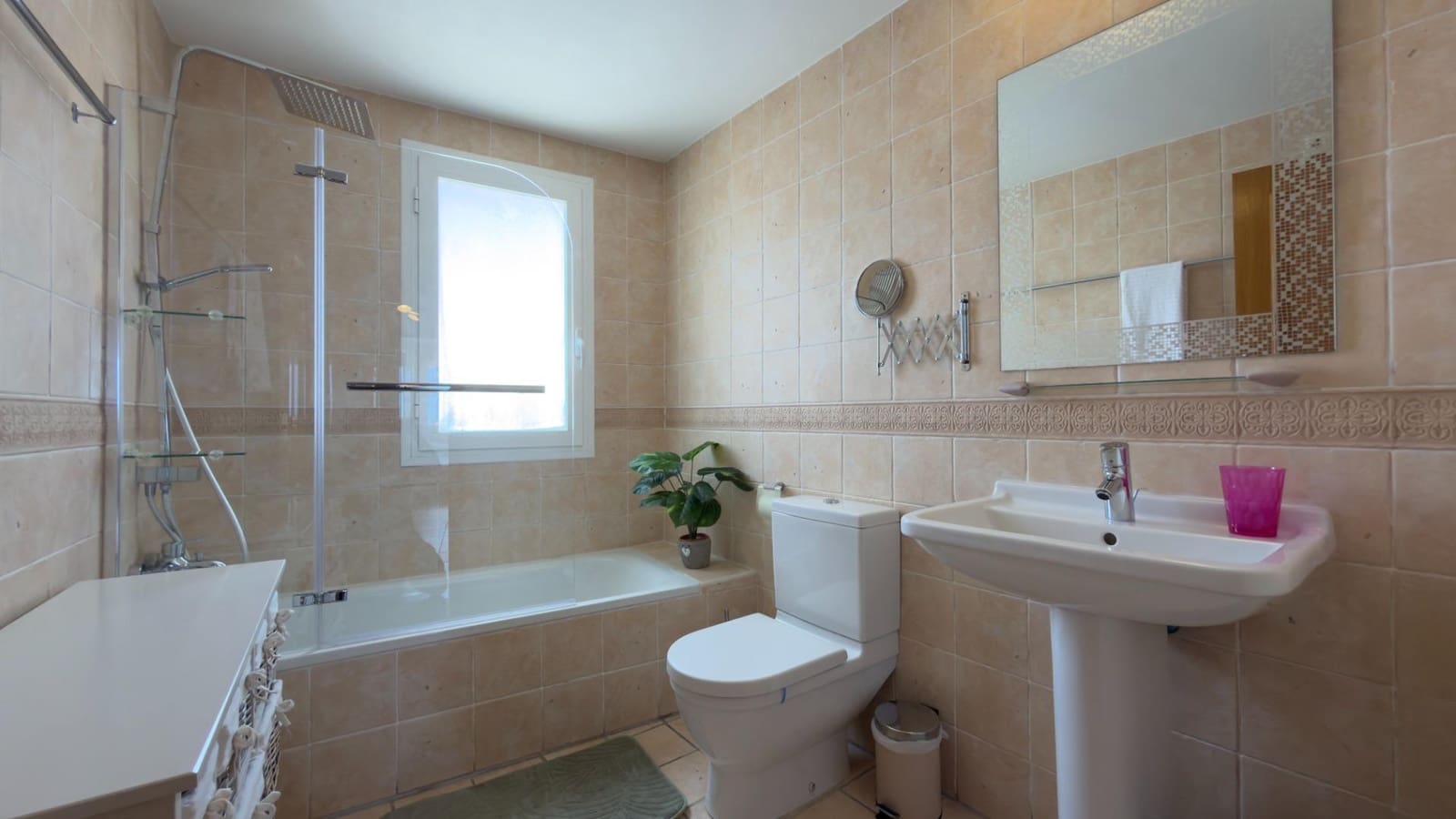 Bungalow de 3 chambres à louer à Finestrat avec piscine garage - 3 500 € (Ref: 10014188)