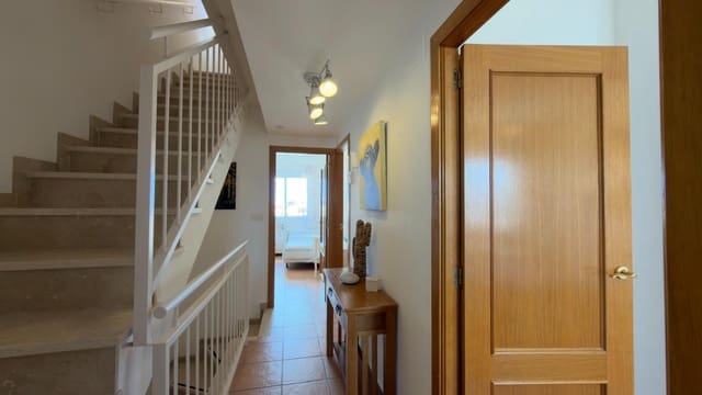 Bungalow de 3 chambres à louer à Finestrat avec piscine garage - 3 500 € (Ref: 10014188)