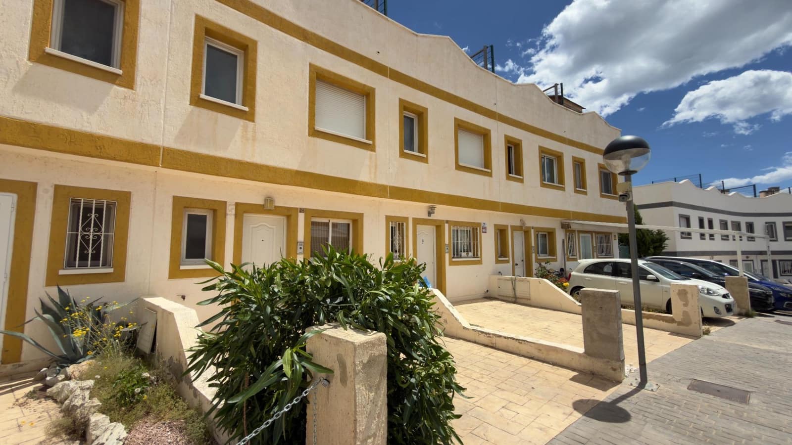 Bungalow de 3 chambres à louer à Finestrat avec piscine garage - 3 500 € (Ref: 10014188)