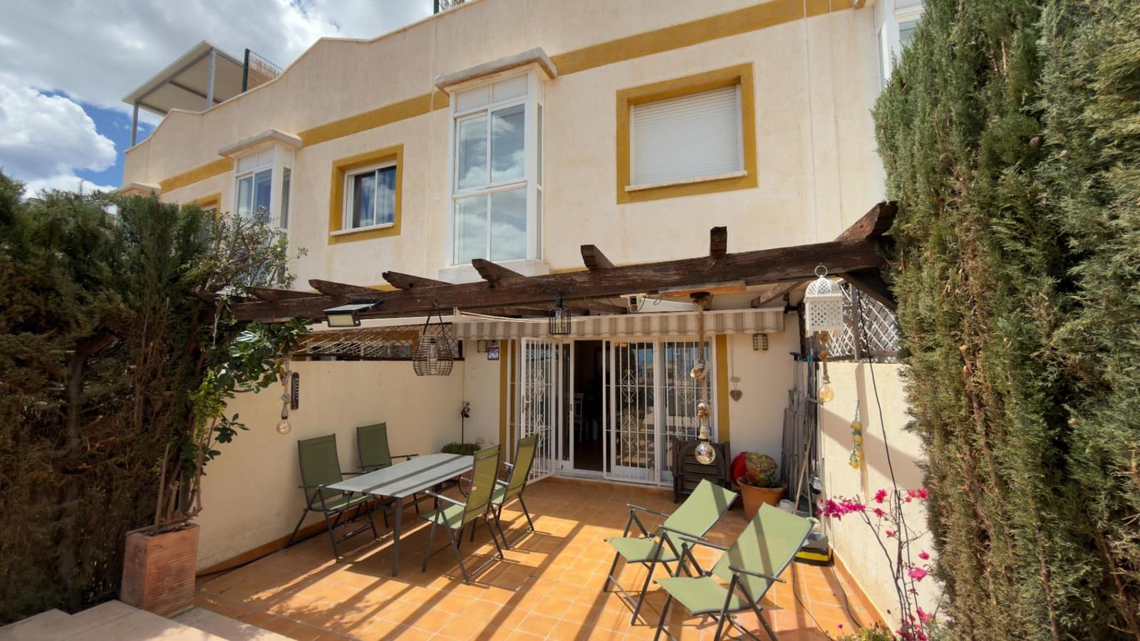Bungalow de 3 chambres à louer à Finestrat avec piscine garage - 3 500 € (Ref: 10014188)