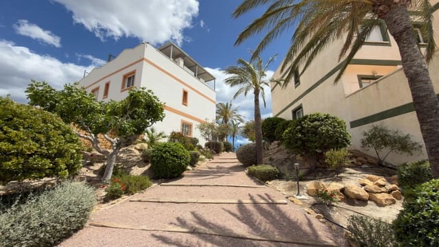 Bungalow de 3 chambres à louer à Finestrat avec piscine garage - 3 500 € (Ref: 10014188)