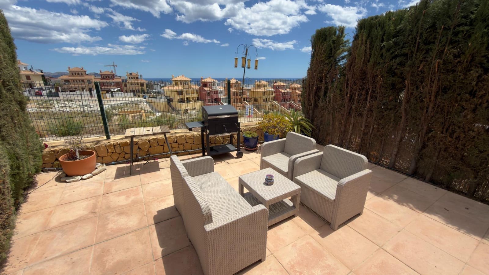 Bungalow de 3 chambres à louer à Finestrat avec piscine garage - 3 500 € (Ref: 10014188)