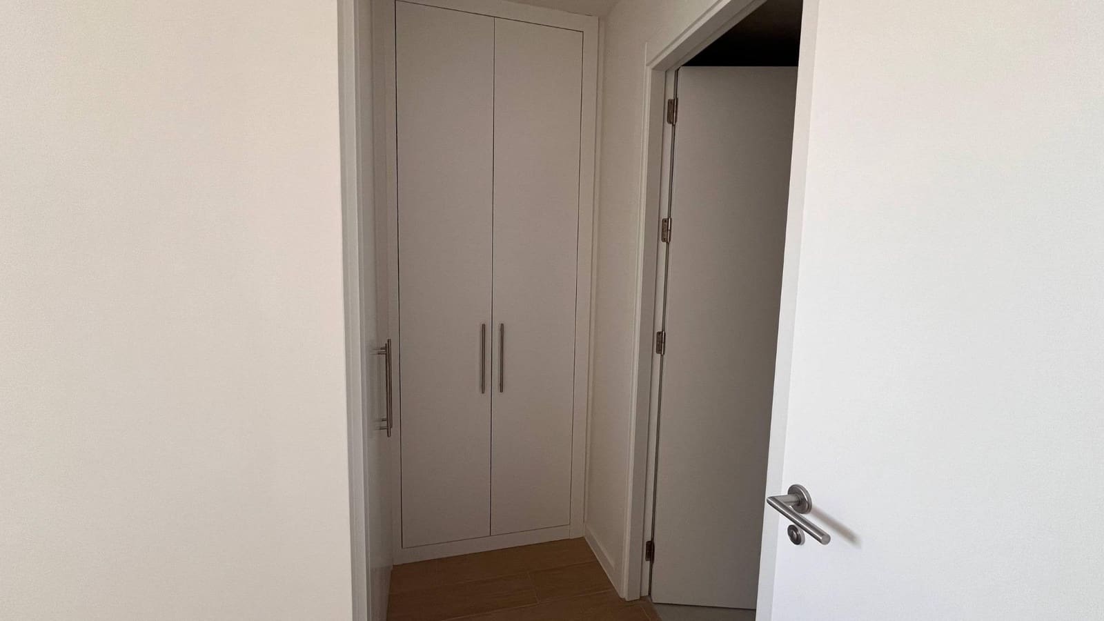 Appartement de 3 chambres à louer à Madrid ville avec piscine garage - 1 800 € (Ref: 10014189)