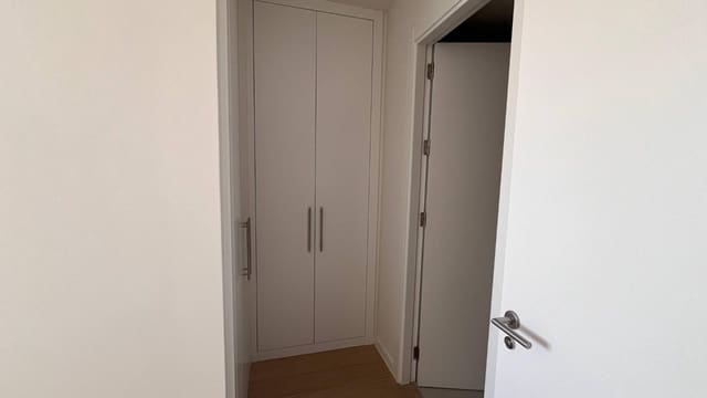 3 sovrum Lägenhet att hyra i Madrid stad med pool garage - 1 800 € (Ref: 10014189)