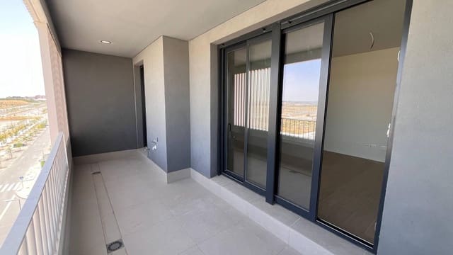3 sovrum Lägenhet att hyra i Madrid stad med pool garage - 1 800 € (Ref: 10014189)