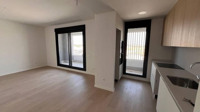 3 sovrum Lägenhet att hyra i Madrid stad med pool garage - 1 800 € (Ref: 10014189)