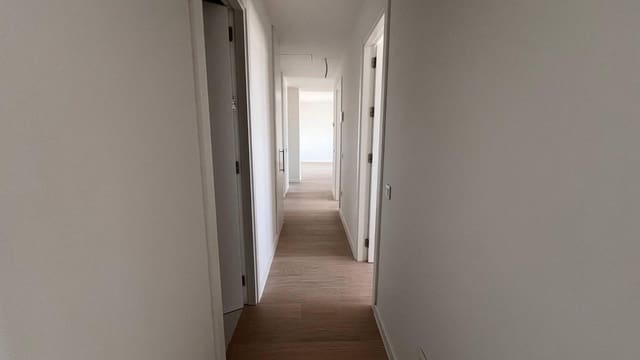 3 sovrum Lägenhet att hyra i Madrid stad med pool garage - 1 800 € (Ref: 10014189)