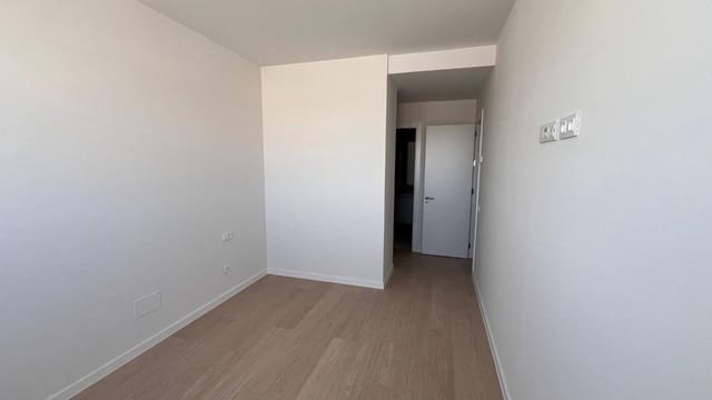 3 sovrum Lägenhet att hyra i Madrid stad med pool garage - 1 800 € (Ref: 10014189)