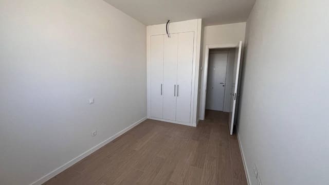 3 sovrum Lägenhet att hyra i Madrid stad med pool garage - 1 800 € (Ref: 10014189)