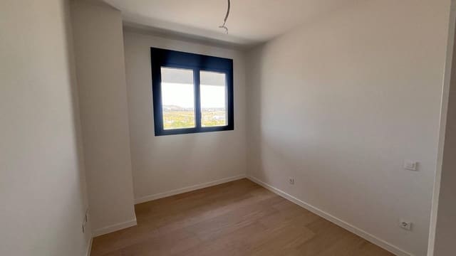 3 sovrum Lägenhet att hyra i Casco Histórico de Vicálvaro, Madrid stad med pool garage - 1 800 € (Ref: 10014190)