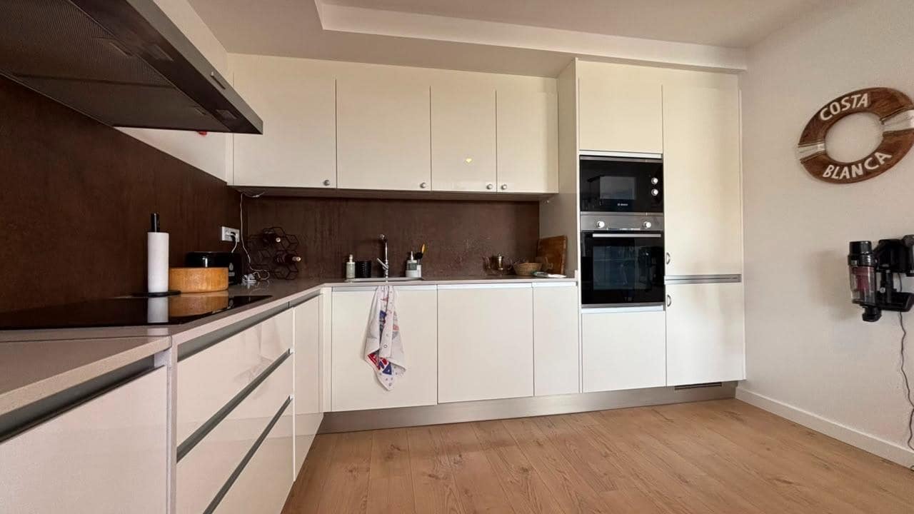 2 bedroom Penthouse for rent in La Villajoyosa / Vila Joiosa with pool garage - € 2,500 (Ref: 10014191)