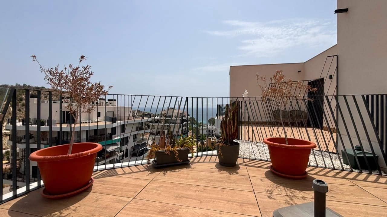 2 bedroom Penthouse for rent in La Villajoyosa / Vila Joiosa with pool garage - € 2,500 (Ref: 10014191)