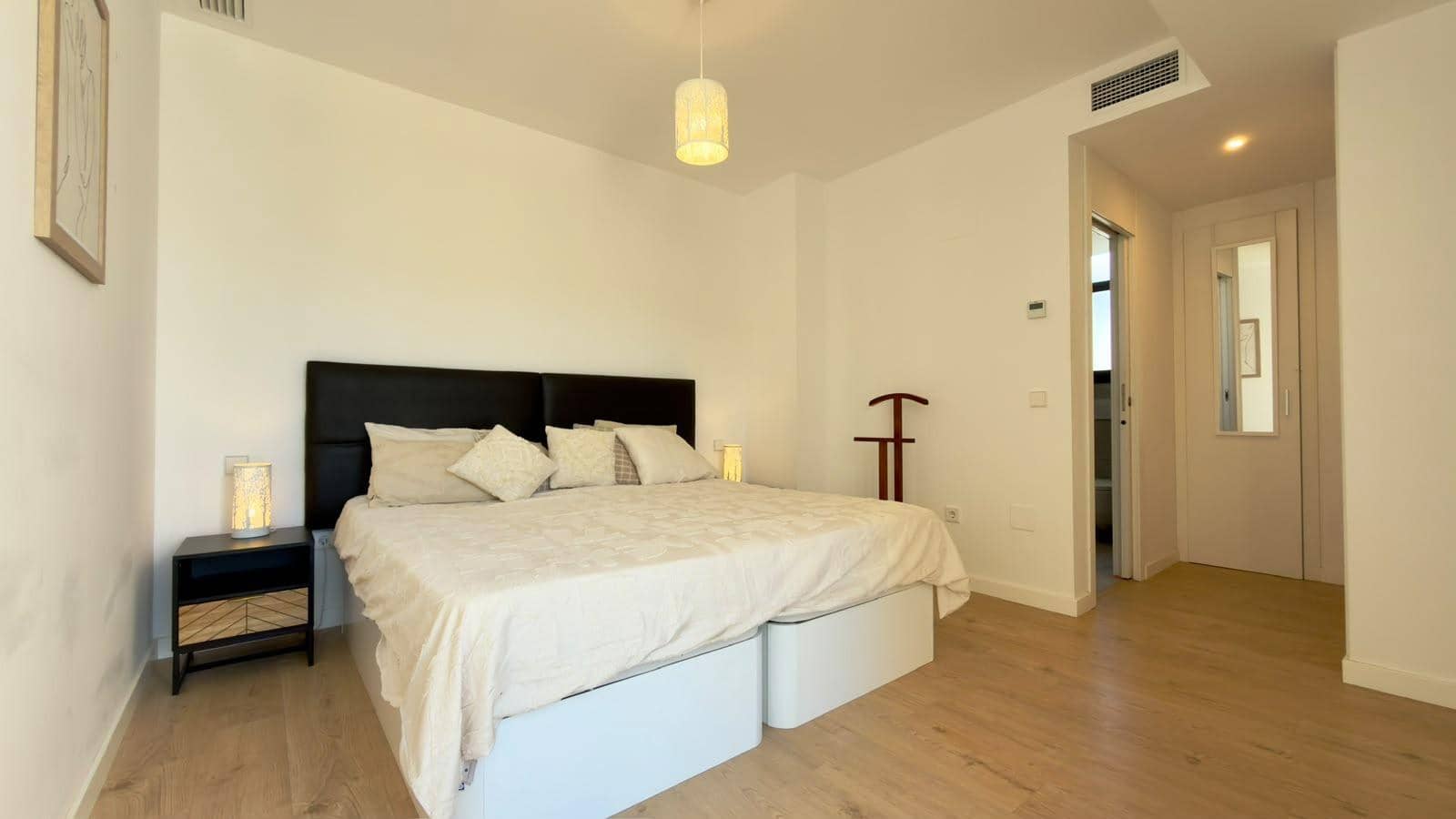 2 bedroom Penthouse for rent in La Villajoyosa / Vila Joiosa with pool garage - € 2,500 (Ref: 10014191)