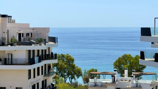 2 bedroom Penthouse for rent in La Villajoyosa / Vila Joiosa with pool garage - € 2,500 (Ref: 10014191)