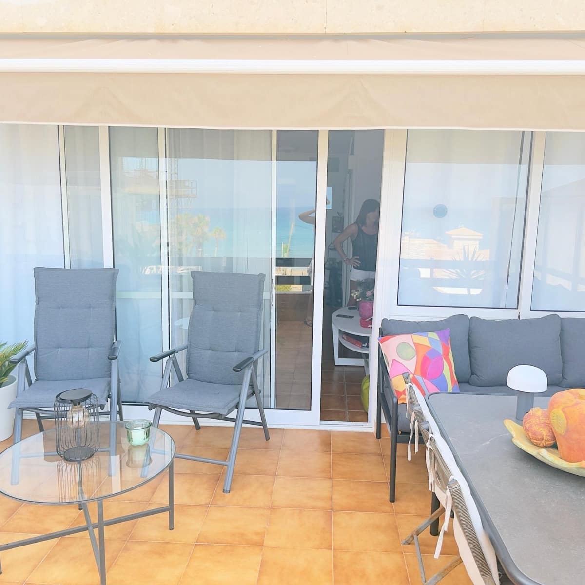 2 makuuhuone Huoneisto vuokrattavana paikassa Playa de San Juan mukana 
autotalli - 1 350 € (Ref: 10014193)